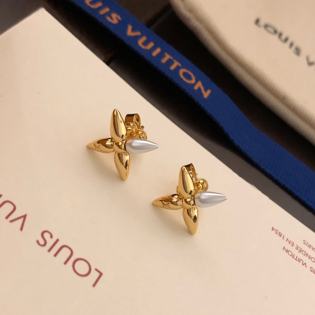 stylish earrings L-0012