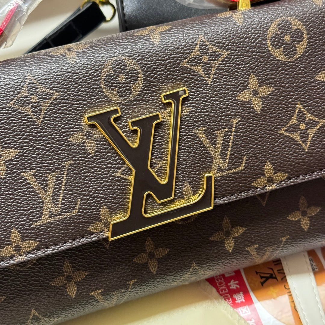 Luxe Texture Leather Handbag 019